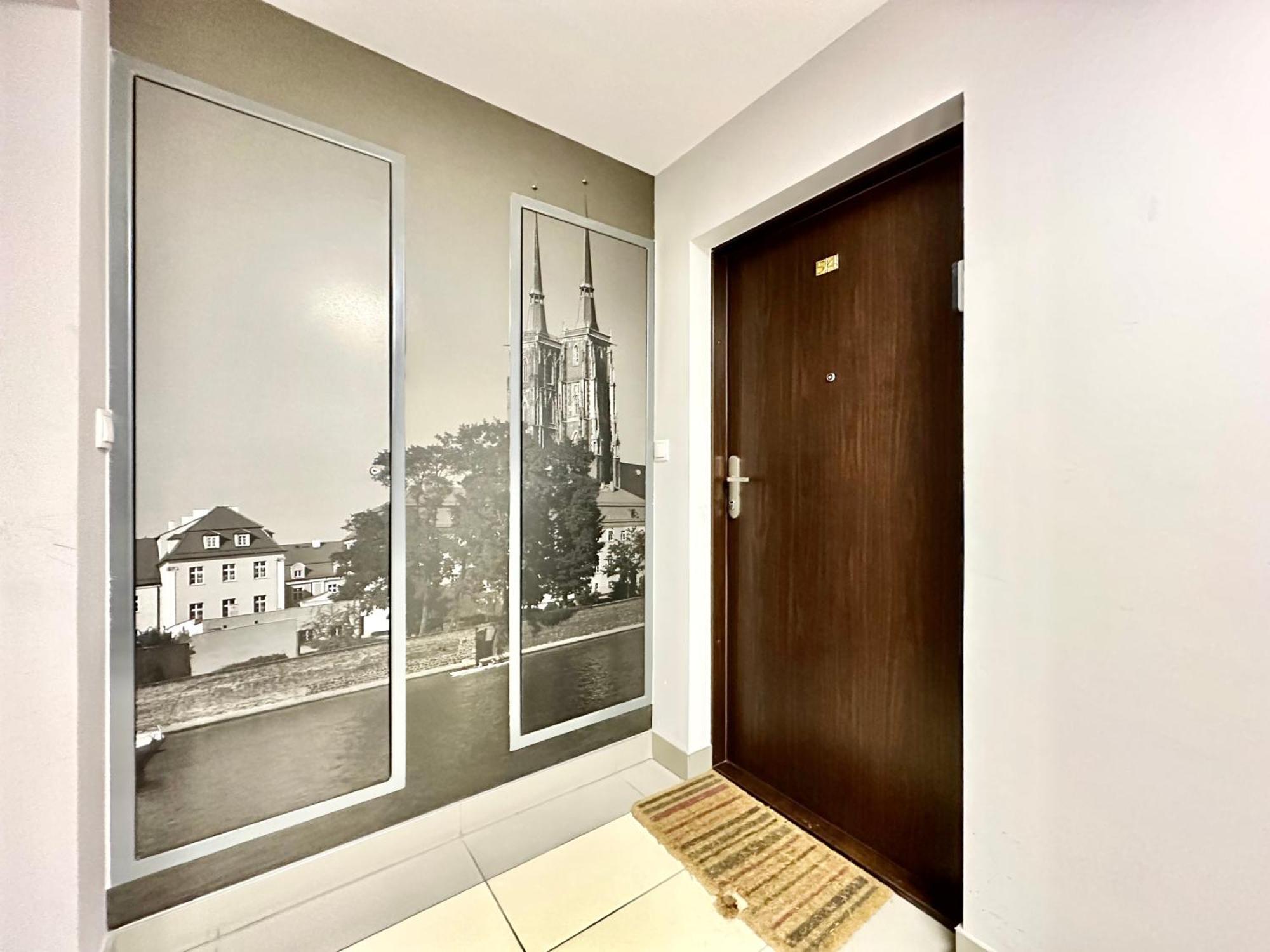 Podwale 2 Apartment - Self Check-In 20H ~Parking & Lift Вроцлав Экстерьер фото